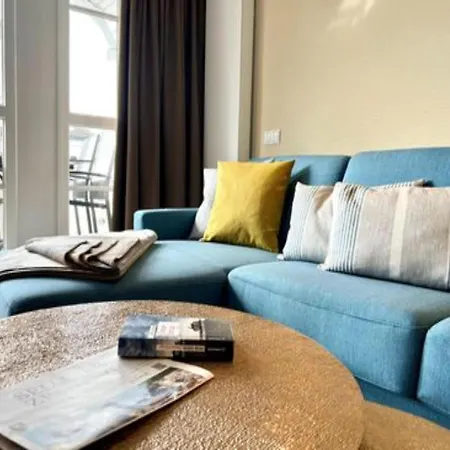 Moderne Mit 2 Schlafzimmern Und Balkon Lejlighed *