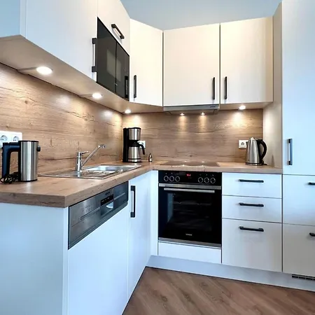 Moderne Mit 2 Schlafzimmern Und Balkon Lejlighed