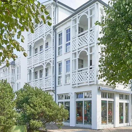 Moderne Mit 2 Schlafzimmern Und Balkon